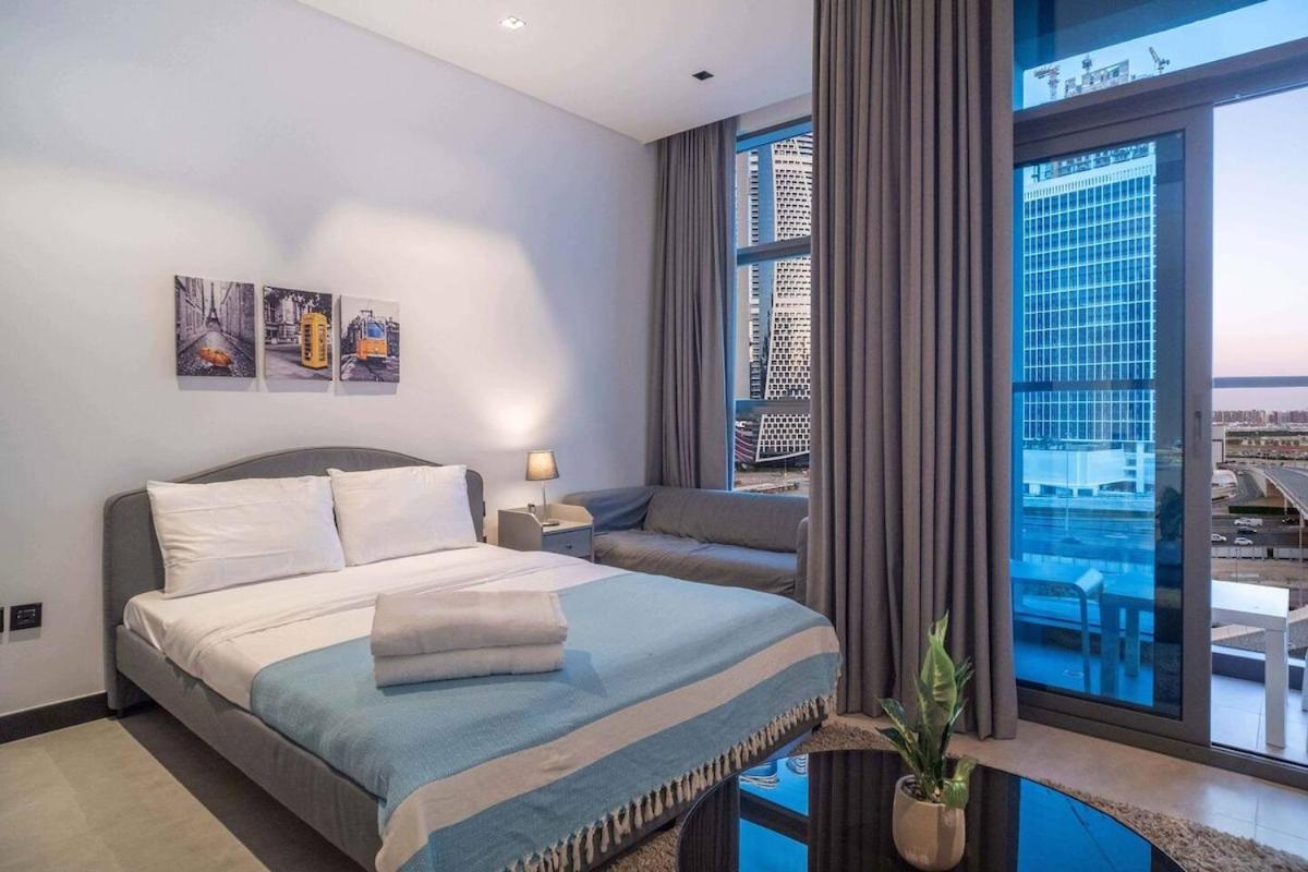 Tick- Lavish In 15 Northside W Skyline View Dubai